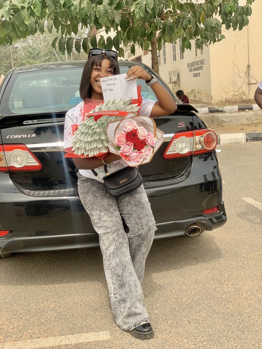 DEBORAHAYOBAMI4's tweet photo. I signed out of university 10years after graduating from secondary school.
I am not late, its the perfect timing ❤️🎉🎓
Congratulations Ayobami’dele 🫂❤️
#Agriceconomist
#Class23
#Fag
#Aec
#Dbams https://t.co/M3wHD8948w