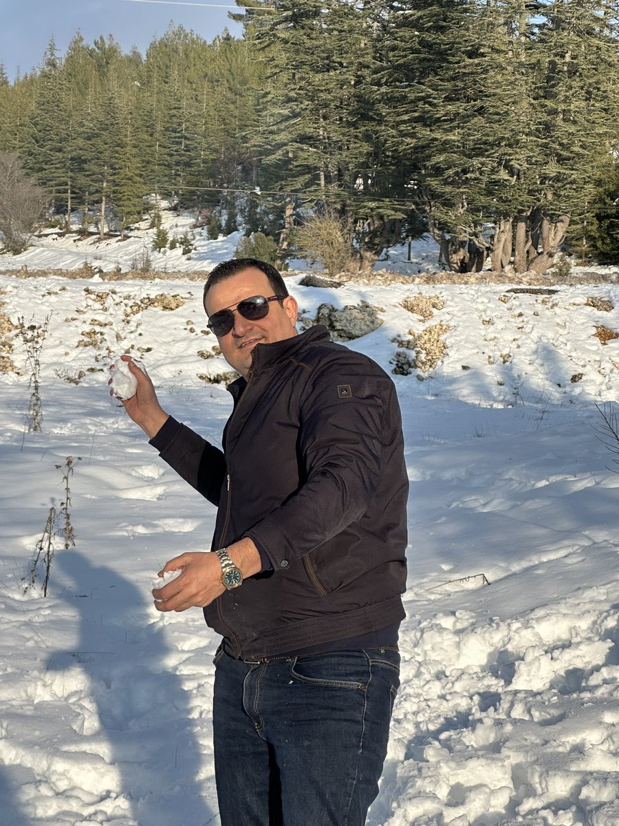 Kar allahın kirli dünyayı temiz gösterme şeklidir