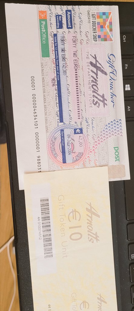 michelle ni Thairnaigh🇺🇦 tweet media