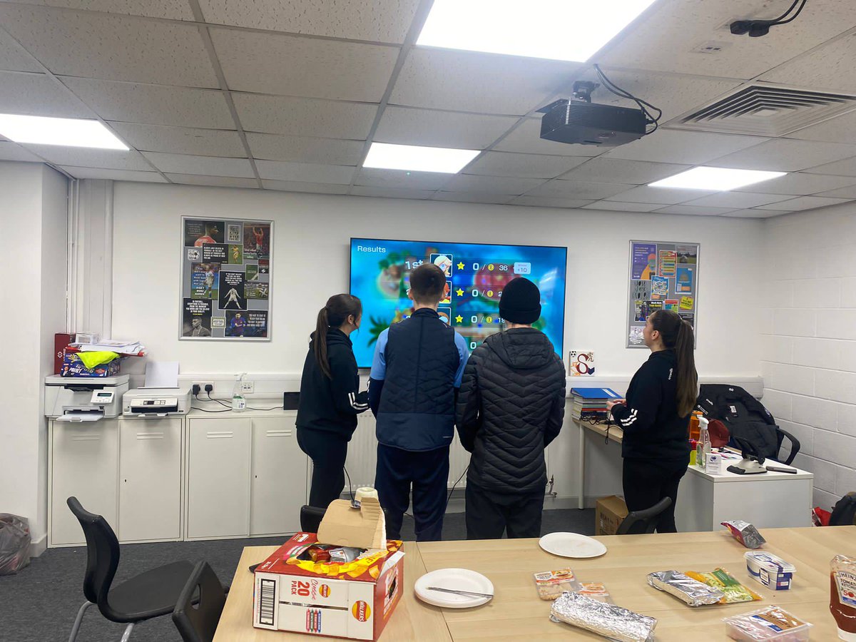 RAFCCommunity's tweet photo. 🎮 Our Sports School Alternative Provision students have been honing their team-building skills with Nintendo Switch!

Who do you think won: Team Emily or Team Sarah? Drop your predictions below! 🤔 https://t.co/slqMKu3UnK