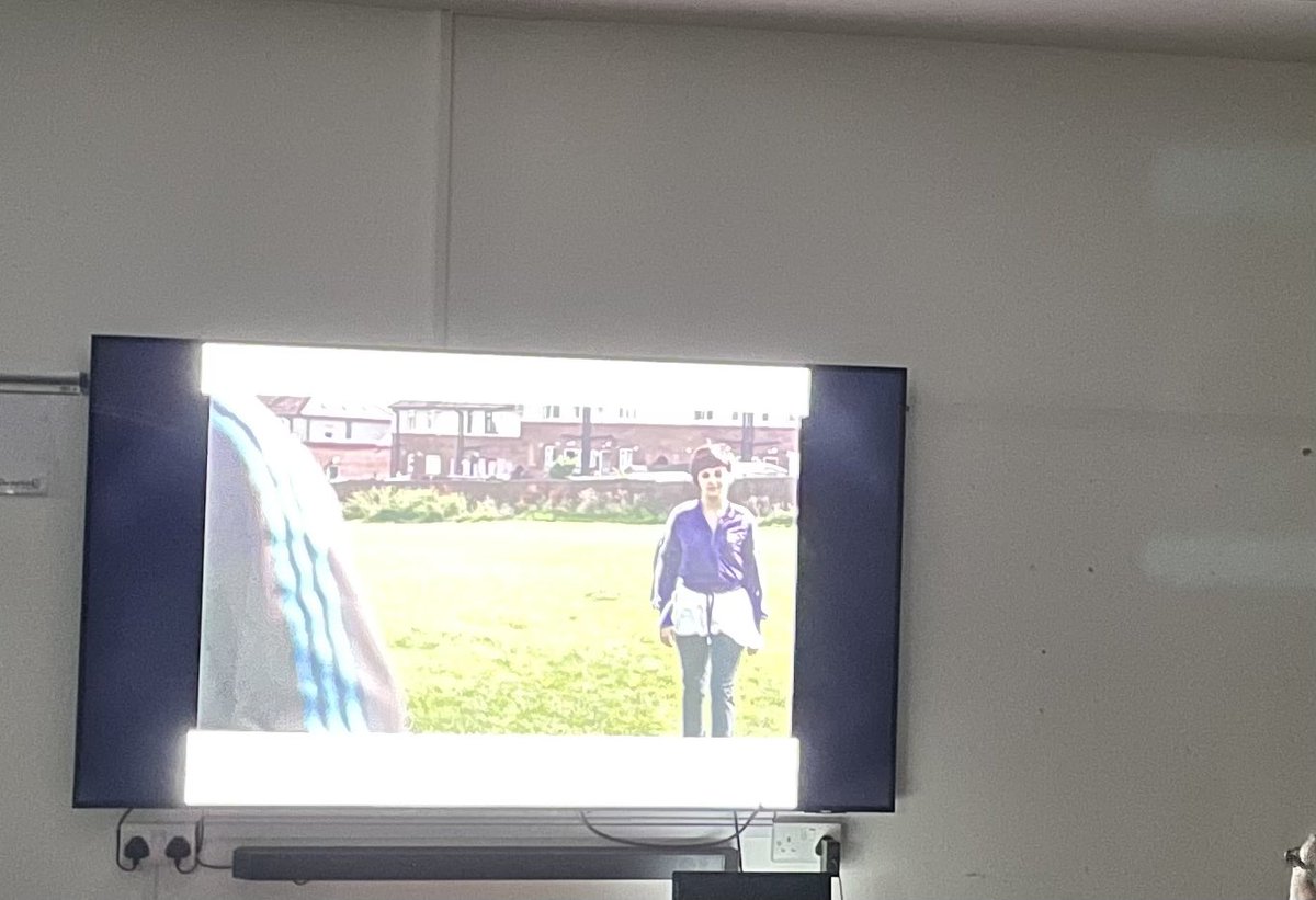 PhilMitchell83's tweet photo. Now watching Ryan’s Story - the last activity of the day where participants are asked to highlight warning signs that may alert us to potential sexual exploitation &amp; how they can be misinterpreted when boys display them

#Boys #CSE #CSETraining https://t.co/Tw7abZVfSW