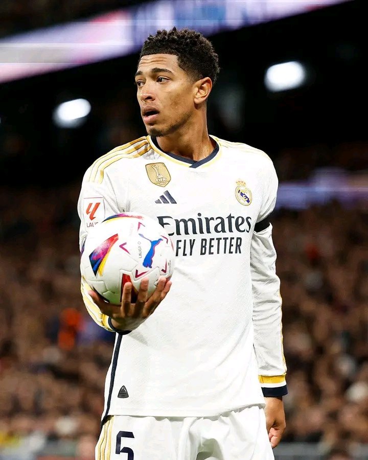 EvidenceAndy1's tweet image. If it's true that Bellingham actually called Greenwood a ra*pist as reported by numerous platforms then it's going to be a big blow for his career. Not just this season but in years to come.
I hope and seriously hope this doesn't get worst.