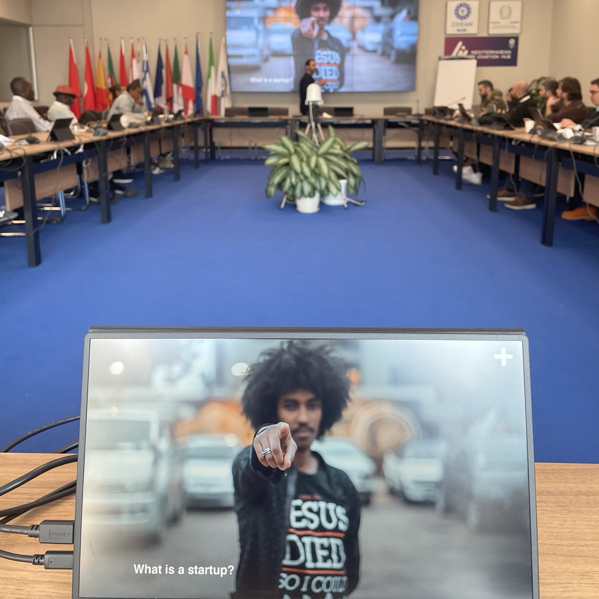 CIHEAMBari's tweet photo. 🚀#STARTUP10 project
The International Training for #InnovationCoach
ends today with the delivery of certificates to the 23 #innovationcoaches. An intense week made of #training sessions, #technicalvisits, #meeting with #companies! https://t.co/T1yiUnX8sK