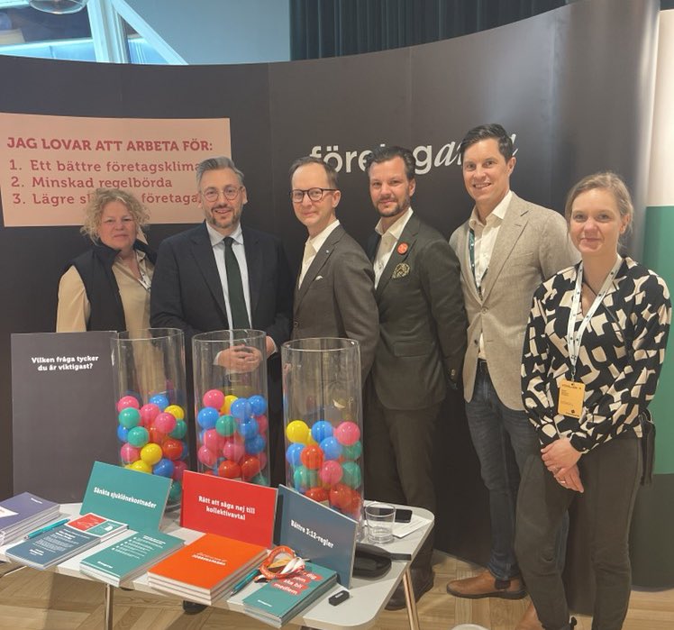 Företagarna-teamet med <a href="/MuharremDemirok/">Muharrem Demirok</a> vid Centerns kommundagar.