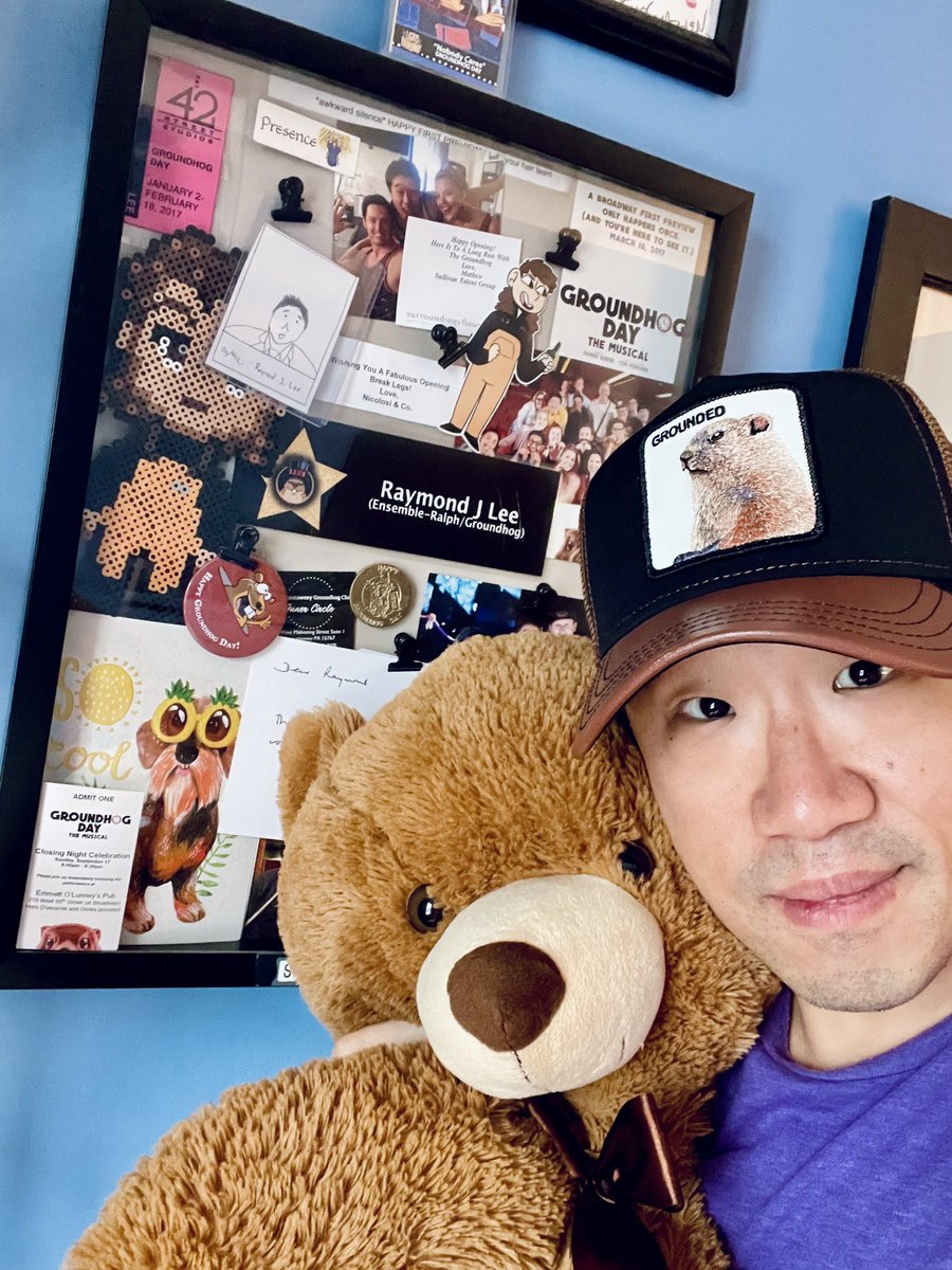 raymondjlee's tweet photo. Bearack and I would like to wish everyone a Happy Groundhog Day! 

#GHD #PunxPA #GroundhogDay #Punxsutawney #NoTownGreater @Groundhogdaybwy @GHDMusicalFans @groundhog_guy @timminchin https://t.co/EfFmW5M0YR