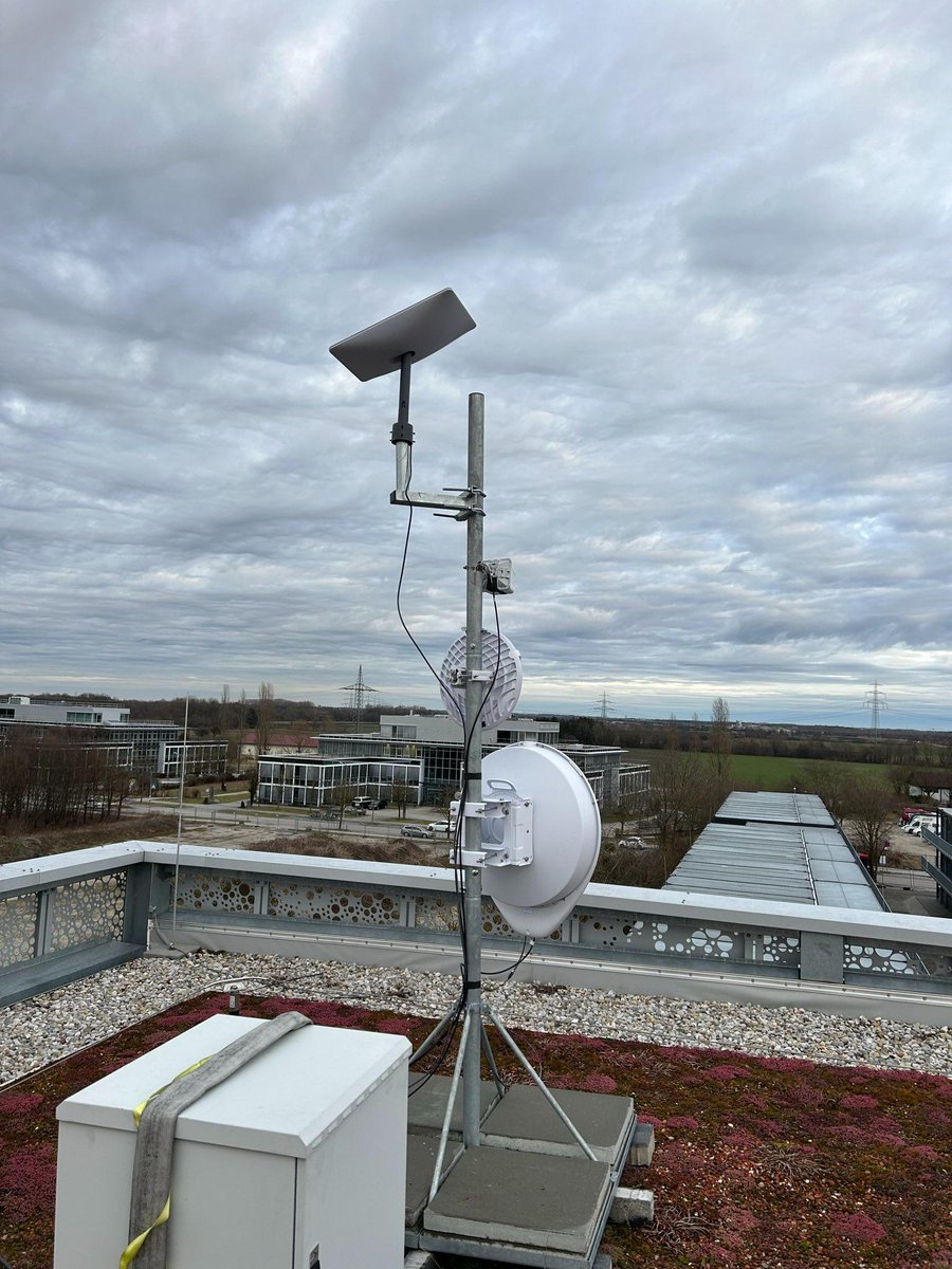 Jetzt mit #Starlink als Backup für Management und im Notfall auch Nutzerdaten per Wireguard VPN.