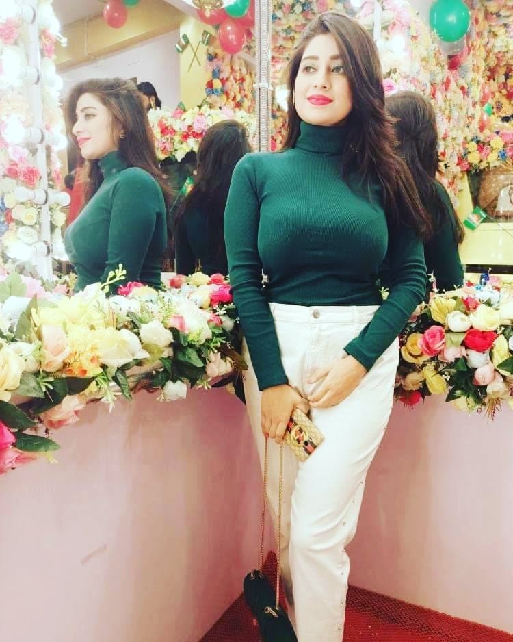 Shaludimp168's tweet photo. Keu ki acho ?
Anyone here ?
Winter evenings
#hot #beauty #Bengali #bengalibeauty #Kolkata #Trending https://t.co/pB5zFSjrH4
