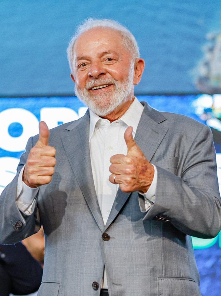 Lula tweet media