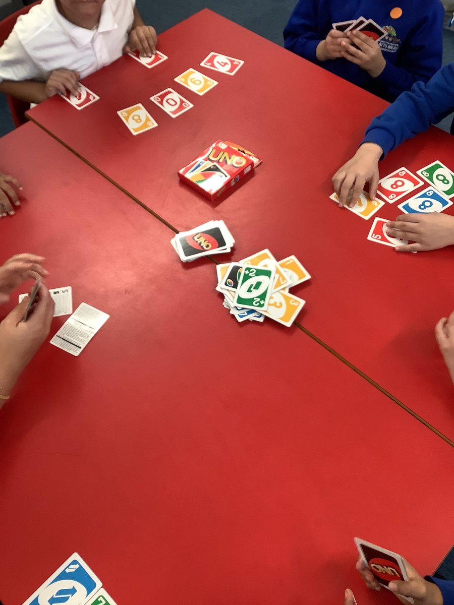 Rowlatts_TMET's tweet photo. Year 1SA Purposeful Play focus this week was forming positive relationships with their peers. They have shown excellent teamwork and have really enjoyed themselves. #rmpapshe #collaboration #play https://t.co/uPJ8ttHTYv