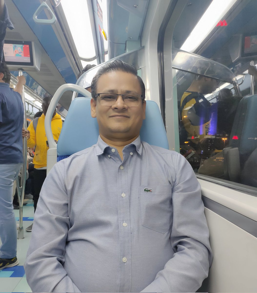 Dubai Metro...🇦🇪
#RajnitKumar #RupaliRajnit #MyExpression  #LoveMyHome #Life #ALovePoet #राजनीतकुमार  #ABeautifulDay #Family #UniqueUAE #DazzlingDubai #DubaiMetro #DMCC