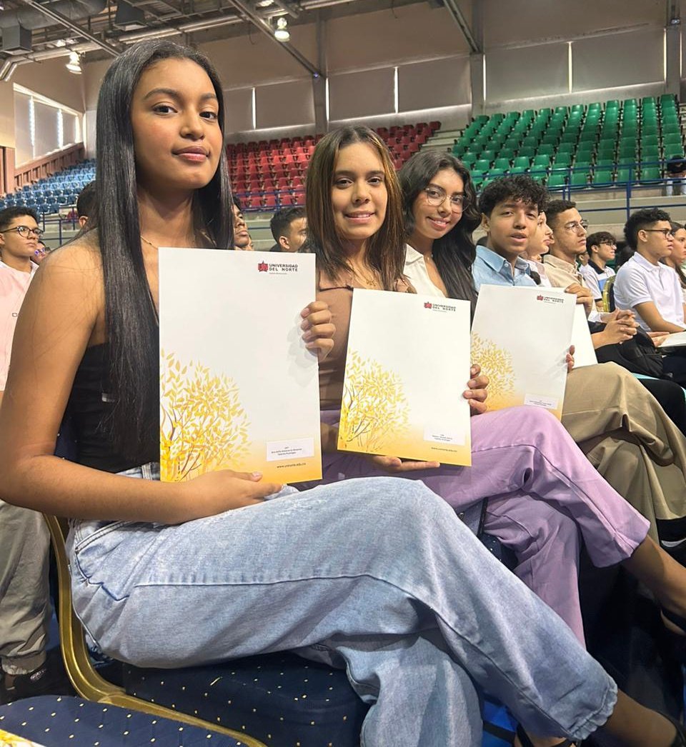promigasoficial's tweet photo. A esta hora acompañamos a nuestros jóvenes becarios en la ceremonia de entrega de becas #TalentoPromigas en @UninorteCO, una iniciativa con la que seguimos PROmoviendo oportunidades de educación para estudiantes de la Costa Caribe colombiana. https://t.co/p1veYOa87P
