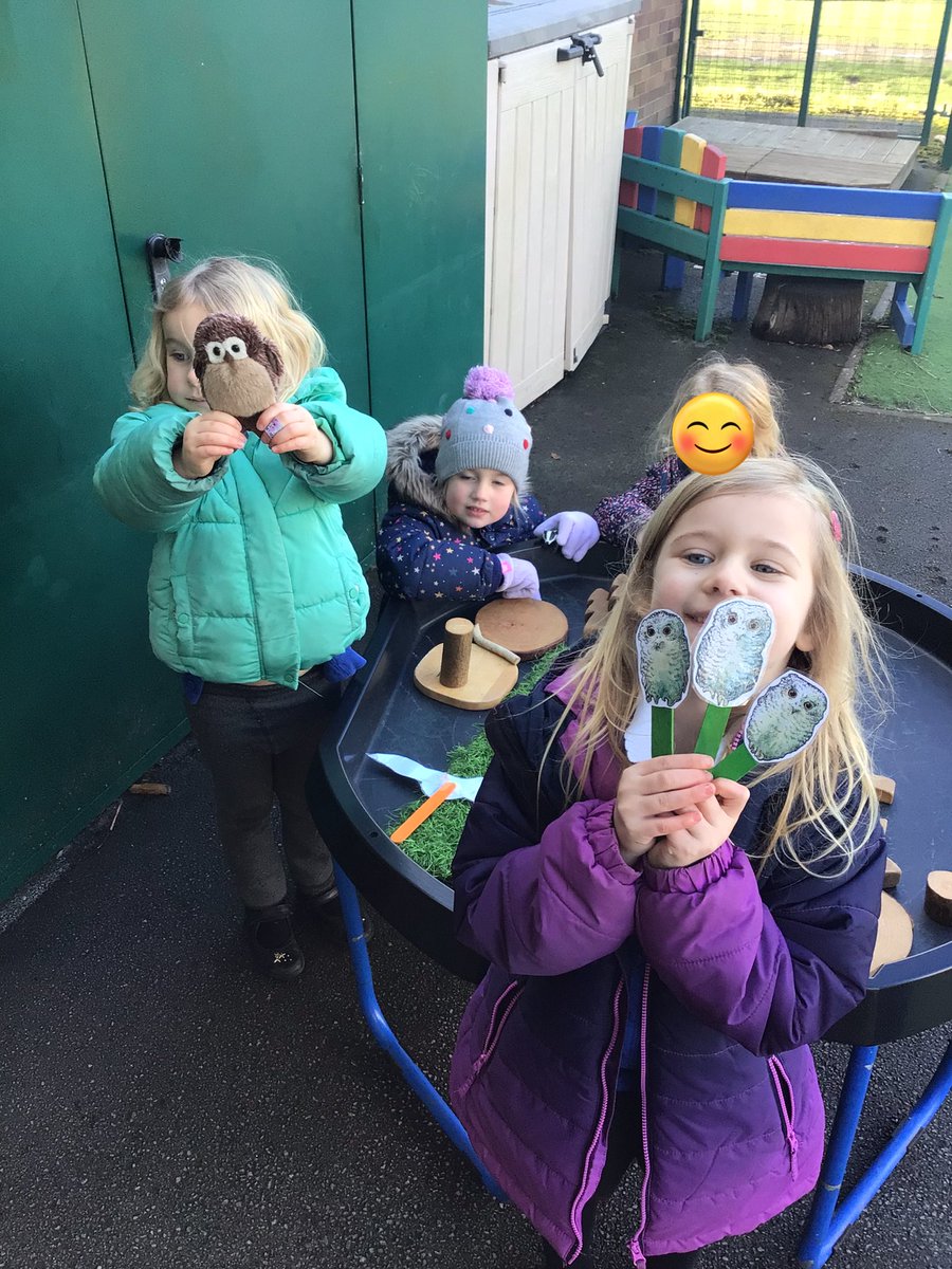 RecepWoodley's tweet photo. This week we have been looking at different habitats and which animals live there. 

We have especially been looking at woodland habitats because this is where the owls live in the story we are looking at, ‘Owl Babies’ by Martin Waddle. 

ASK ME which animals live in a woodland. https://t.co/5NpKRqh9qa