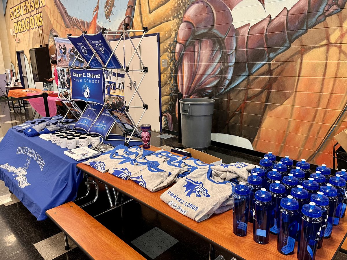 ChavezHS_HISD's tweet photo. Thank you @WIStevensonMS for inviting us to Coffee with the Principal โ๏ธ to share out the great things happening at Chavez ๐บ #FeederPatternWorkingTogether https://t.co/Pft1hZ4Tt4
