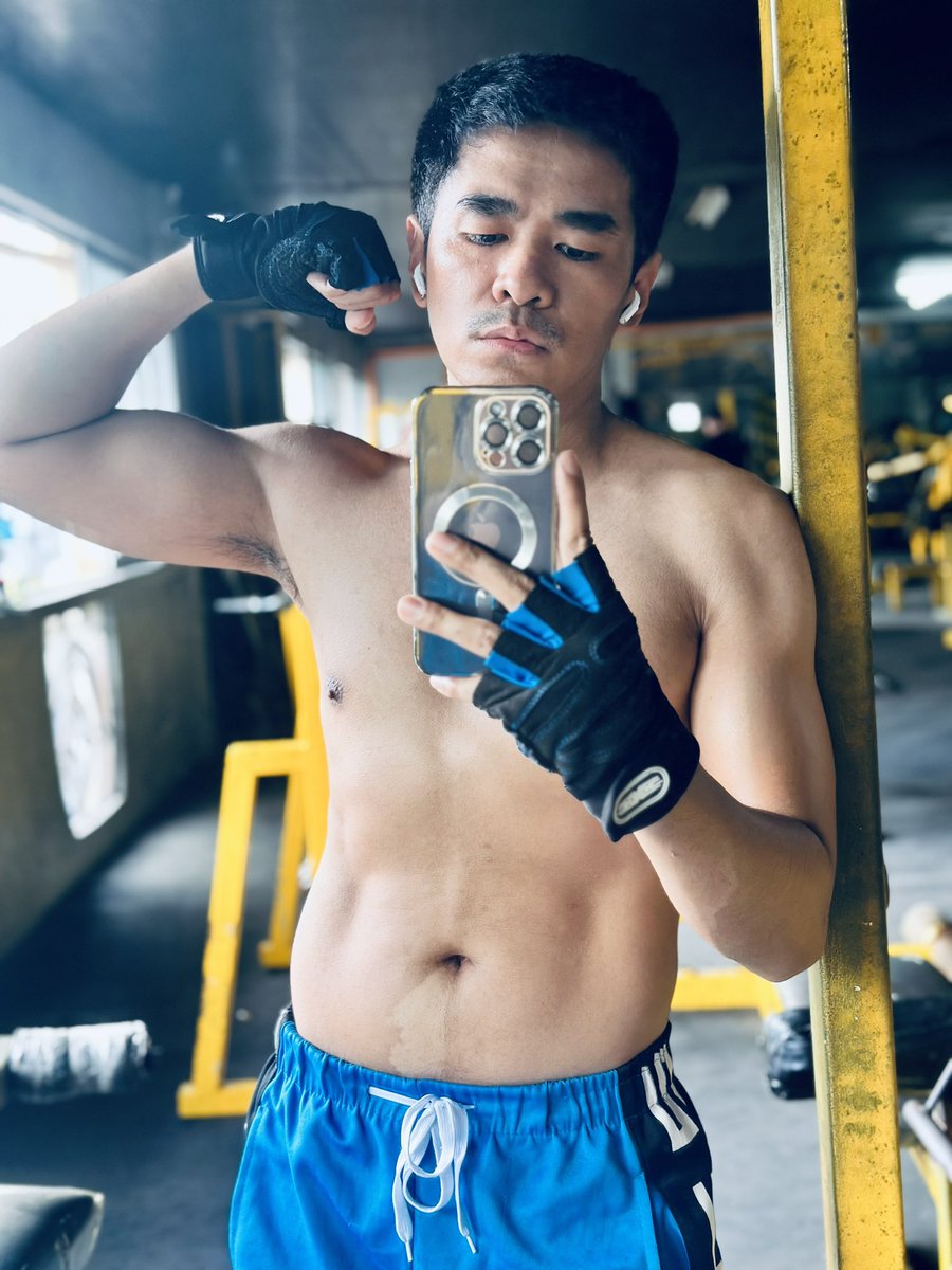 Prince_Rothan's tweet photo. Sabit ka? 🥴🥴🥴 https://t.co/NM8c2xl9gk