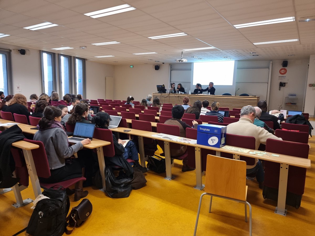 masteredition49's tweet photo. Merci à tous·tes d’avoir été présent·es à notre JDE ! 🙏

Mercredi se tenait la Journée De l'Édition, un événement que nous avons préparé avec toute notre promotion du Master Édition d'Angers. 📅

1/7 https://t.co/HZsqyVgh2U