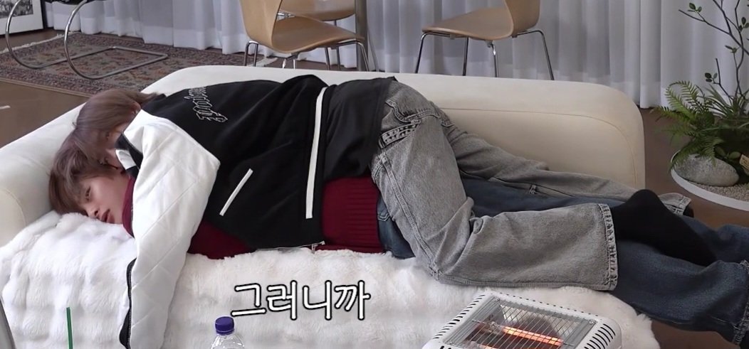 Peach3208's tweet photo. 아니 Tlqkf 저기요
ㅁ..뭐해 너희.......????? https://t.co/2kzkAbP7IY