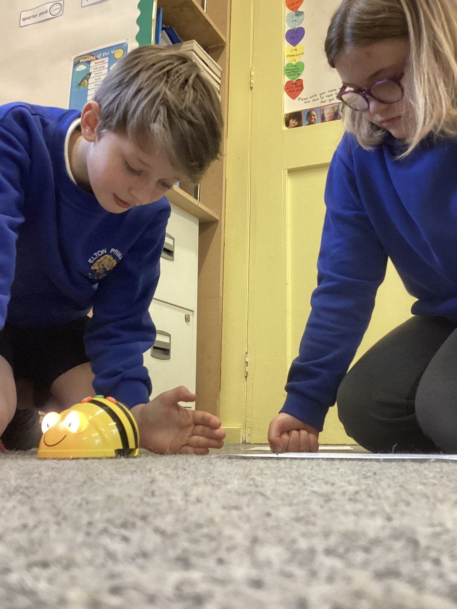 elton_school's tweet photo. It was great to visit our friends @BigginC for a Bee-bot & Lego morning. We had a great time getting the Bee-bots moving and ….
1/3
#schoolcomputing #teamwork #derbyshiredales #matlock https://t.co/zgxPwFhoug