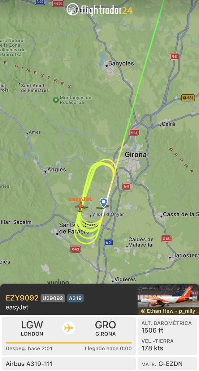 aeroflash_'s tweet photo. Primer dia pràctiques de l’any a l’aeroport de Girona amb l’habitual A319 de EasyJet https://t.co/Uv2H8U3y7p