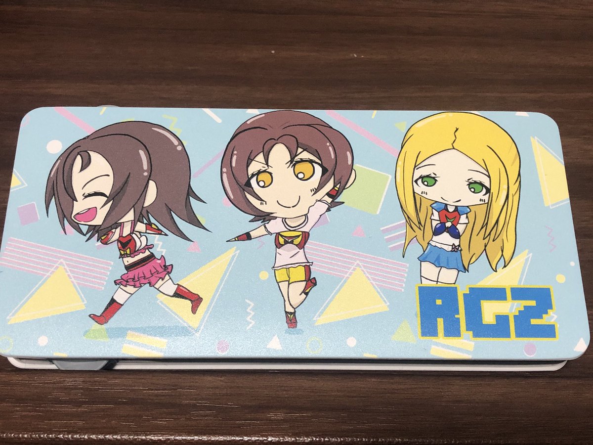 deathgaevol's tweet photo. 見て見て！
ちょっと前にお気にのモバイルバッテリー失くしておちんこでてたけど、新しいの作ったの！
・1個から作れる
・安い(3000円以下)
・容量でかい
・ワイヤレスじうでんも出来る
で、かなり良い買い物してしまった🥳 https://t.co/j06N1sjGFS