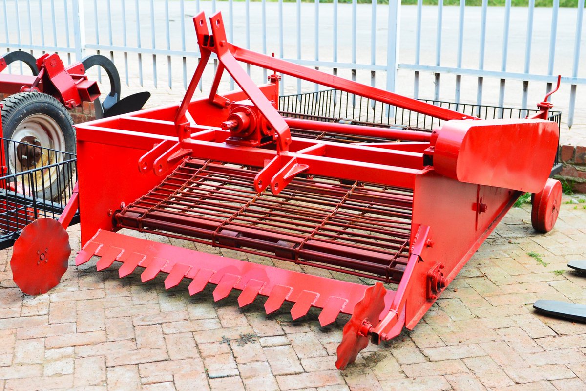 YWholesalers's tweet photo. POTATO HARVESTERS AVAILABLE IN STOCK AT Y.Z.L WHOLESALERSโผ
#YZLWholesalers #farming #potatoharvester #potatofarming #potatocrop #soilloosening #potatoharvesters #agriculture #smallscalefarming #largescalefarming #farmingzimbabwe #zimfarmers
GET YOURS TODAY!!
+263(242)756 503 https://t.co/7U936tsXig