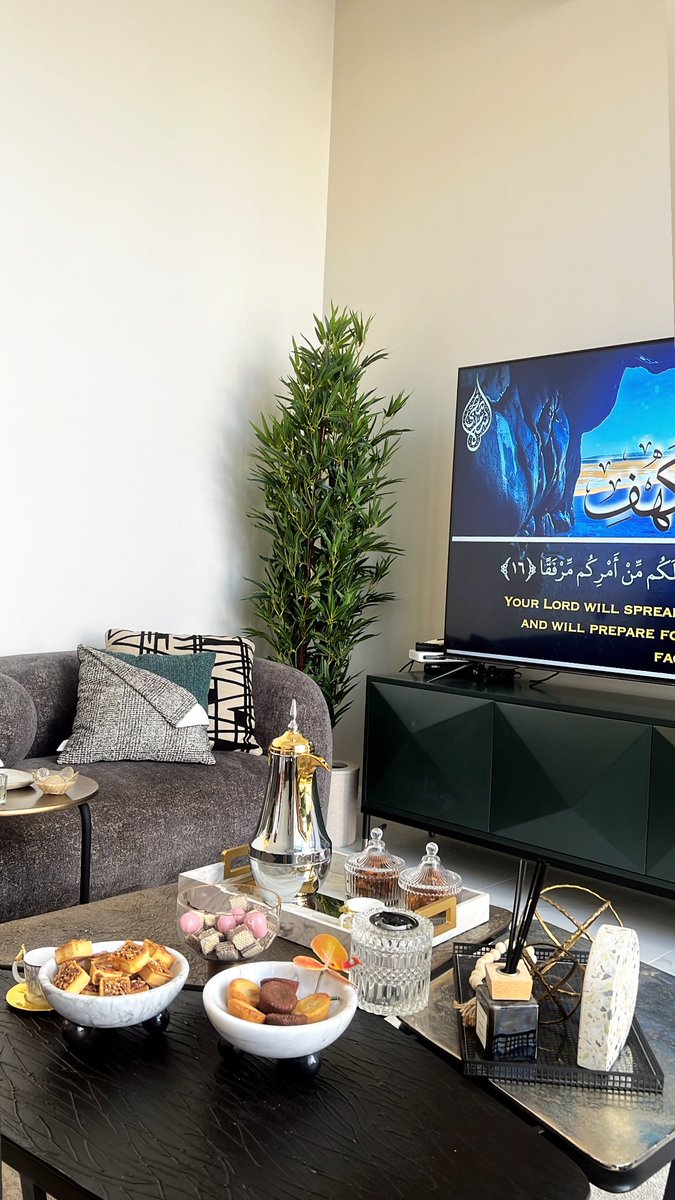 Lam_nr's tweet photo. اللهم صلّ وسلم على نبينا محمد ♥️ 
#يوم_Iلجمعه https://t.co/pltnBnO7hp