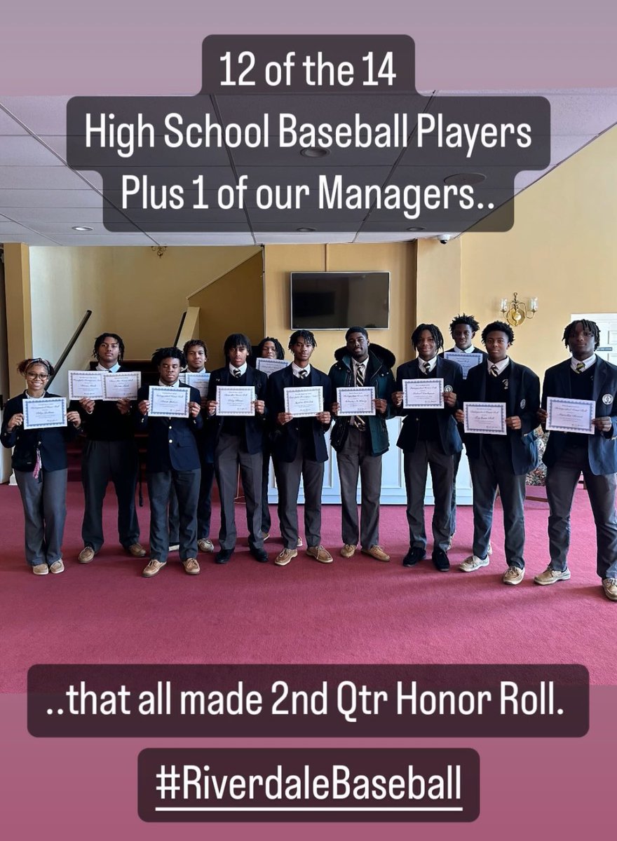 Coach_GravesSr's tweet photo. It will always be Academics Before Athletics for any team I coach. Very proud of @RBSBaseball . Nothing below a B allowed to make Honor Roll, several straight A’s and two with a 4.75 gpa for the quarter. That’s called a W. #CoachGravesGuys #ScholarAthletes https://t.co/JxdijmtBoa