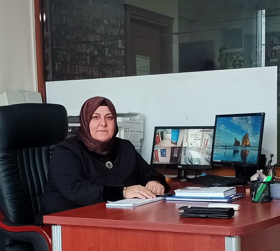 Ak Parti Dilovası ilçe teşkilatımız da bugün nöbetçimiz Kadın Kolları Ekonomi Birim Başkanımız Sevda Bağator kendisine hayırlı nöbetler dileriz.

<a href="/aysekesir/">Ayşe Keşir 🇹🇷🇹🇷🇹🇷</a>
<a href="/akkadingm/">AK Parti Kadın Kolları</a> 
@tulayozcaybeskonak
 <a href="/sahintalus/">Dr.Şahin Talus</a> 
<a href="/akkadinkocaeli/">AK Kadın Kocaeli</a> 
<a href="/yyaseminozdemir/">Yasemin Özdemir 🇹🇷🇹🇷🇹🇷</a> 
<a href="/aysebuyukak/">Ayşe AK</a>