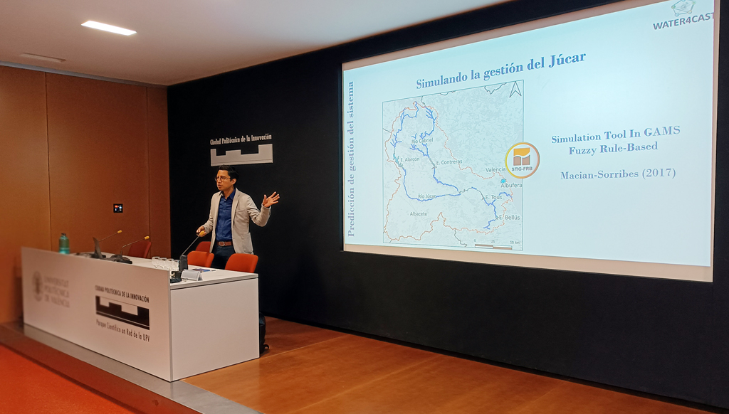 iiama_upv's tweet photo. #Proyecto💡 #Water4CAST 💧
👨🏫 Iván Lagos ahonda en el apartado sobre las #predicciones de gestión de #embalses y su integración para obtener información de calidad y fiable. https://t.co/ZQhgGaNKBl