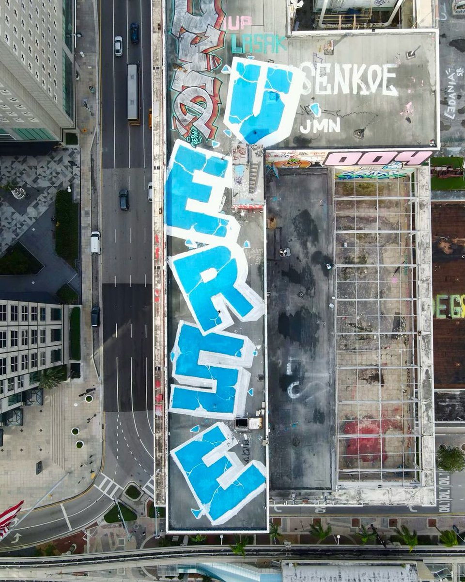 VERSE 🥶 
📍Miami

<a href="/museumofgraff/">Museum of Graffiti</a> #miamivice #miamigraffiti #graffitimiami #verse #miami #astrofat #urbanart #vandals #vandalism #sprayart #spraypaint #graffiti #graffitiart #astrofatshop #guiltypleasure