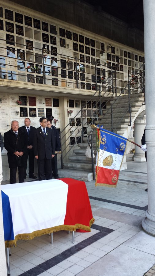 Gravely injured, he was taken to the Salpêtrière hospital and died later that evening. He had not broken under torture and had given nothing or nobody away. His body was cremated at Père Lachaise two days later. His ashes were taken to the Panthéon in 2013. 13/13