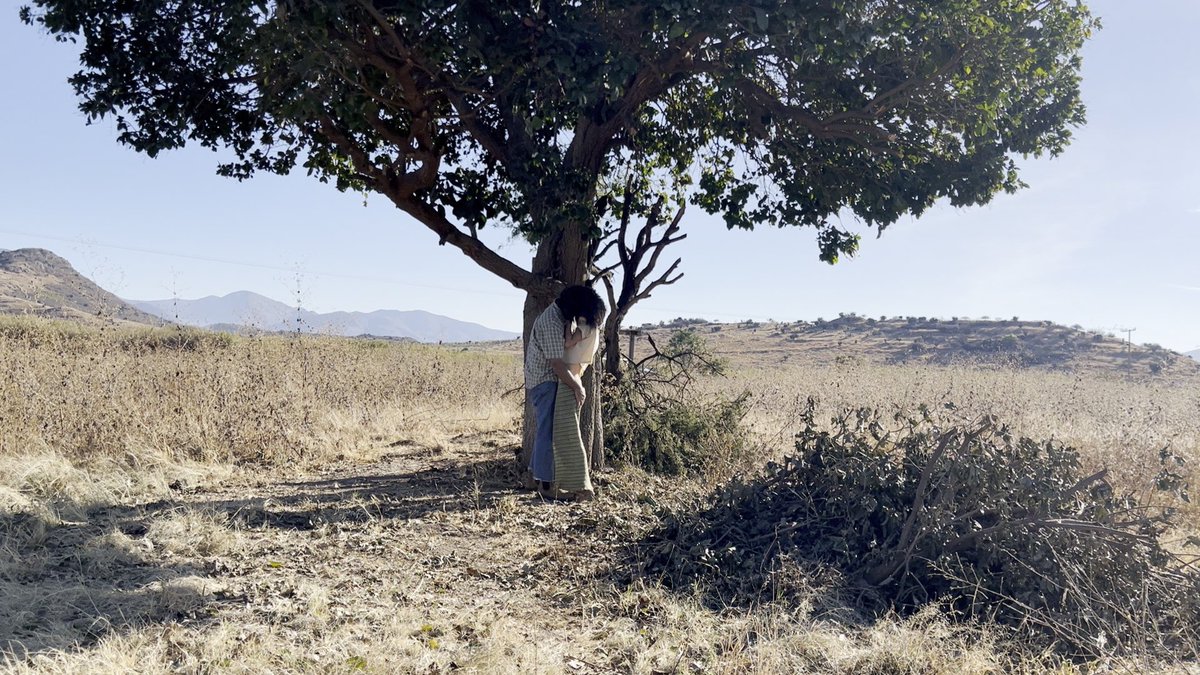 'Breakthrough Blitz,' the first single from my upcoming eighth album 'The Writing's On The Wall,' is out now, accompanied by a music video shot in Oaxaca, Mexico just two weeks ago! streamlink.to/Breakthrough_B… Much love <3