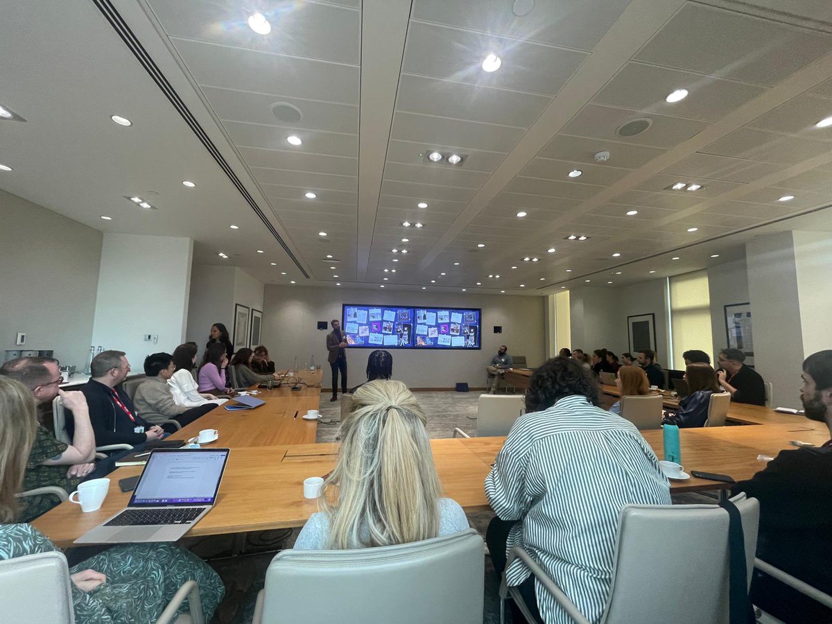 <a href="/LaurenJade1803/">Lauren Jade Simpson (She/Her)</a> <a href="/UKPatchwork/">Patchwork Foundation</a> <a href="/iwill_molly/">Molly Taylor</a> <a href="/scouts/">Scouts</a> <a href="/livmarshalluk/">liv marshall 💚🌹</a> <a href="/_TeachtheFuture/">Teach the Future</a> <a href="/kfwelch/">Katie Welch</a> <a href="/WelshGovernment/">Welsh Government</a> <a href="/robertson_lynne/">Dr Lynne Robertson</a> <a href="/EducationScot/">Education Scotland</a> @Wiseabap <a href="/politicsinacti1/">Politics In Action</a> <a href="/pcportadown/">Portadown College</a> <a href="/emoorse01/">Liz Moorse</a> 📸 from our #GEStrategyDay workshop no.2 looking at Lessons from Previous Voter Registration Campaigns.

Our speakers include: 
🗳️<a href="/MichaelSani/">Michael Sani</a> of <a href="/BiteTheBallot/">Bite The Ballot</a> 
🗳️<a href="/LaraCParizotto/">Lara Parizotto</a> of <a href="/MigrantDemos/">Migrant Democracy Project</a> 
🗳️<a href="/mafridi0/">Mohammed Afridi 🇵🇸</a> of @CivicPowerFund