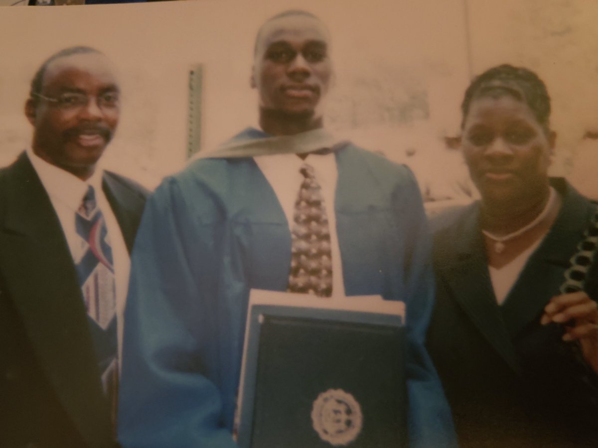 HTPro10's tweet photo. Happy Birthday to the best Dad ever! Miss you 😢 https://t.co/teST0zna5M