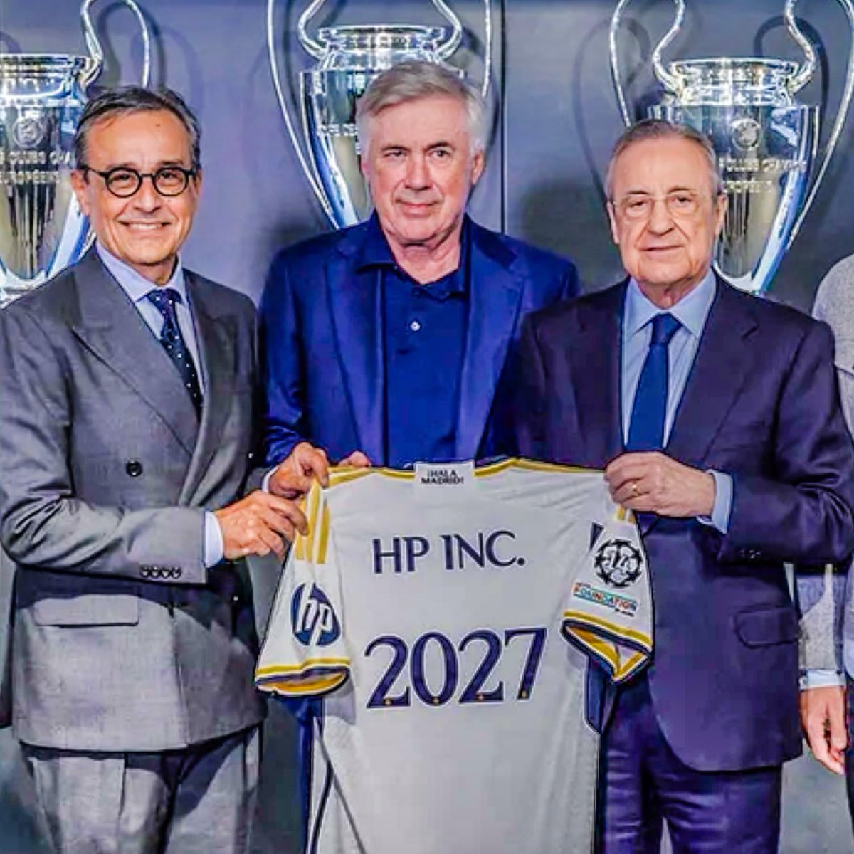 DeadlineDayLive's tweet photo. 📝 𝗗𝗘𝗔𝗟 𝗗𝗢𝗡𝗘: Real Madrid have announced a sponsor partnership with HP, worth around €70m-a-year.

They will be a sleeve sponsor for the Spanish club moving forward. 

This means that Real Madrid's shirt generates €200m+ every year. 📈

(Source: @realmadriden ) https://t.co/aLeRyA00Us