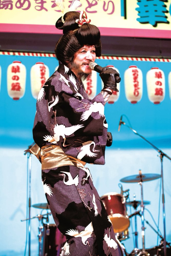 AsakusaJinta's tweet photo. 📣2月出演情報📣

2月12日(月)
『最高最狂祭2024 』
＠ 下北沢CLUB Que

OPEN 18:00／START 18:30　
3,500円D代別

柳家睦&amp;THE RATBONES
画鋲
浅草ジンタ

🎫 https://t.co/HGPbUBmvTQ
🎫 https://t.co/Ih9KPkq8pd

https://t.co/cgNRkRRFvP

#柳家睦 #ratbones
#画鋲
#浅草ジンタ #asakusajinta https://t.co/rDmSmGYXsc