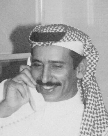 5amod's tweet photo. خالد الفيصل يقول : 
كاس مليته بالوفاء لا تكبه 
خله يبلل بالوصل يابس الريييق . 

ورد مساعد الرشيدي : 
جبت النجوم وجيت معهن مسايير 
ليلة وصال وجابت العيد سودك . 

ورد بدر بن عبدالمحسن : 
الي يحبك بالكلام حبه على قد الكلام 
الي حبك بالفعل حقق لعينه مافعل . https://t.co/LiCPWraGFa