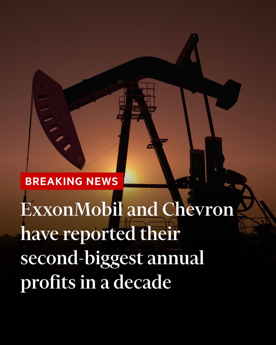 Breaking news: Surging US oil production has helped ExxonMobil and Chevron notch their second-biggest annual profits in a decade ft.com/content/9a4f46…