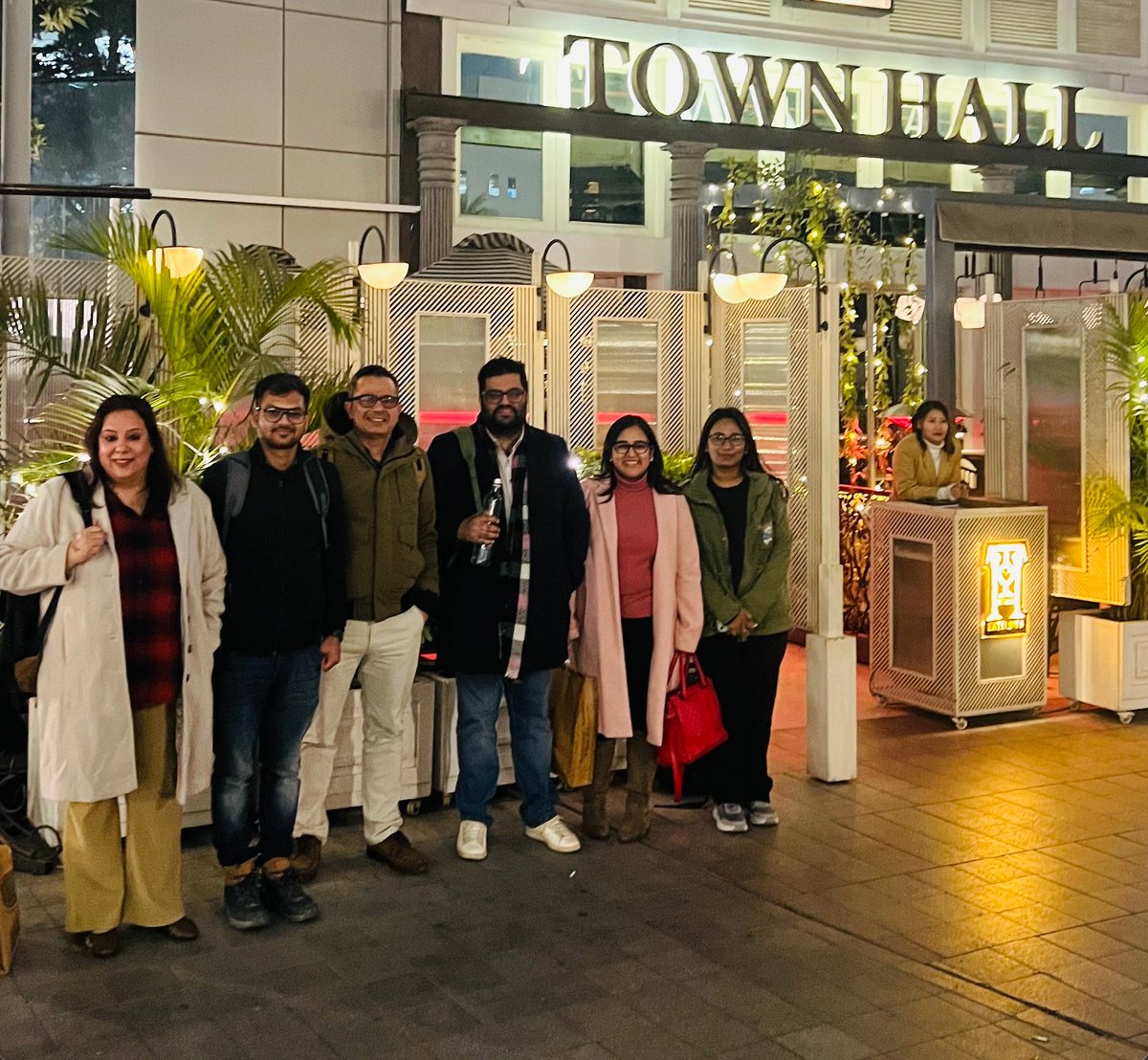 beyondwordsIN's tweet photo. We had the pleasure of hosting @mohitbajaj, Co-Founder and CEO, @simplexsvcs, at our office in Gurgaon. From enriching discussions to unwinding with good conversations and drinks, it was a perfect blend of work and fun!
#BeyondWords #SimplexServices https://t.co/84pr1VJrzd