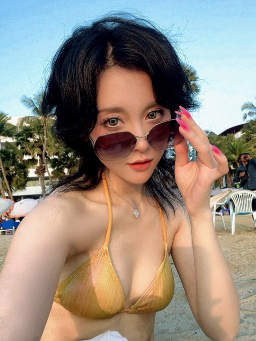 Twitterのコスプレ画像16