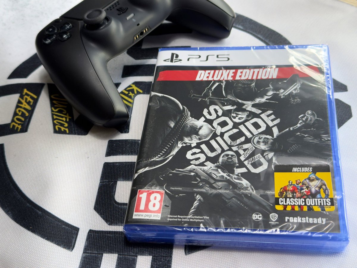 Marco Cocomello / GLITCHED tweet media