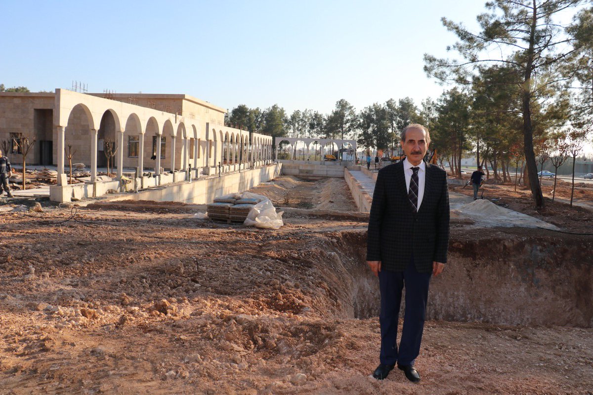 yalcinkayamehmt's tweet photo. Sözünü verdiğim vizyon projemiz olan Balıklıgöl Projesi’nde sona gelindi. Proje tamamlandığında Balıklıgöl ile Aynel Arus (Hz. İbrahim-Hz. Sara’nın evlendiği yer) ilçe turizm şehri olacak. Yakın bir tarihte açılışını gerçekleştireceğiz ve burası çekim merkezi olacak inşallah. https://t.co/KEhffLh6O6