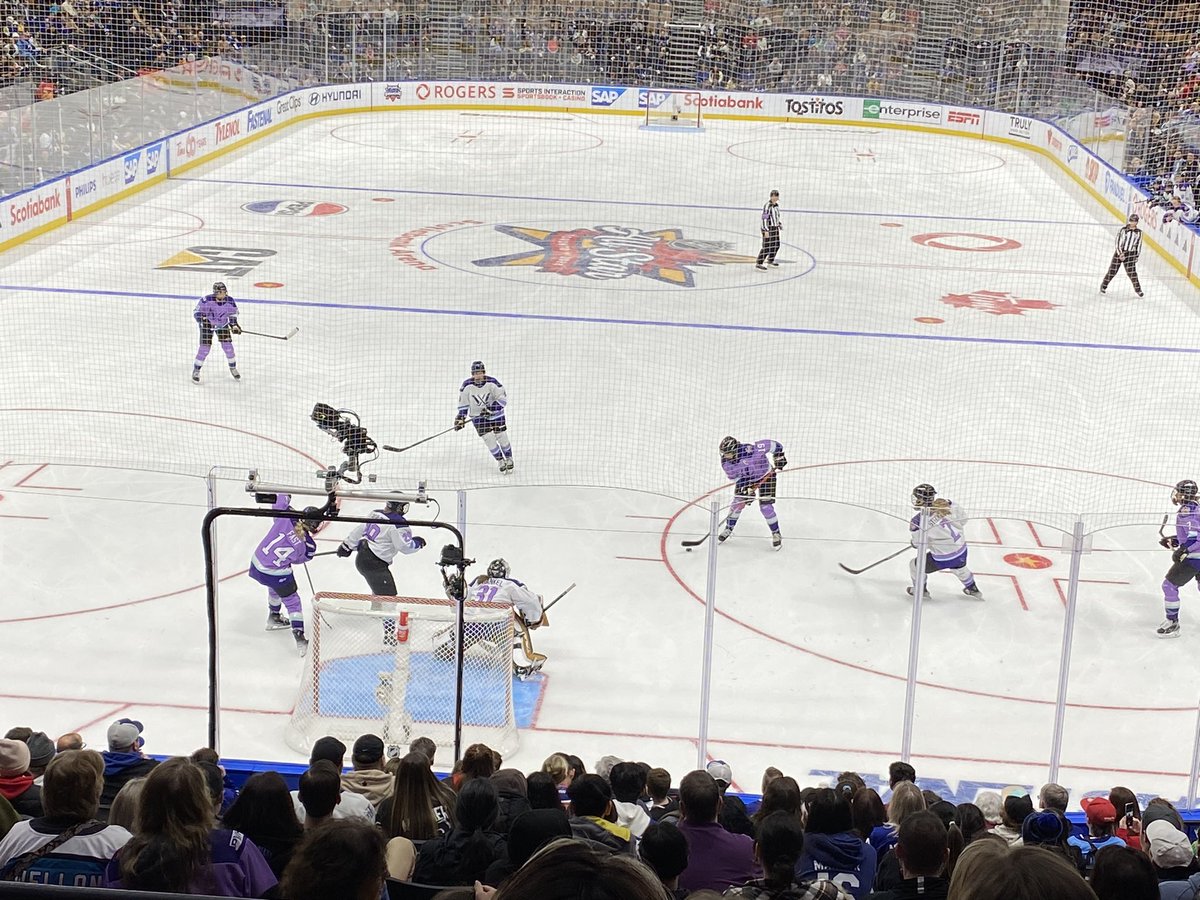 Mrs. Sinclair tweet media