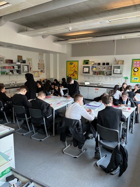 Lovely morning observing Miss Akhtar's S2 biology lesson. Really interesting to see a carousel task which consolidates both knowledge and skills. <a href="/EHSBiology/">EastwoodHSBiology</a> <a href="/EastwoodHighERC/">Eastwood High School</a>