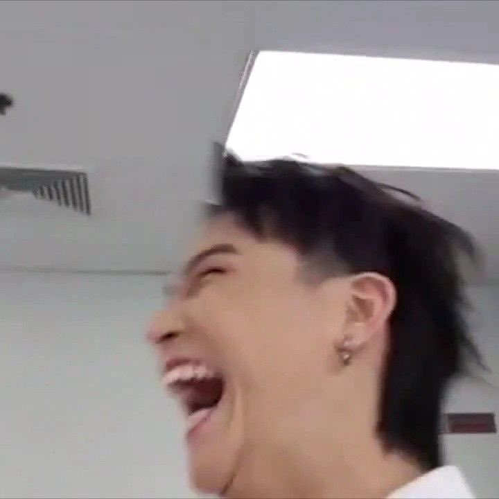 از کنار فندوم‌شون رد میشی همین طوری کصونه واویلا و تاکسیک بازی میپاچه تو روت گاوای پیشونی سفید کیپاپ،به گوه خوری معروفید انقدر از همه بالا رفتید
<a href="/GOT7/">GOT7 (갓세븐)</a> #GOT7