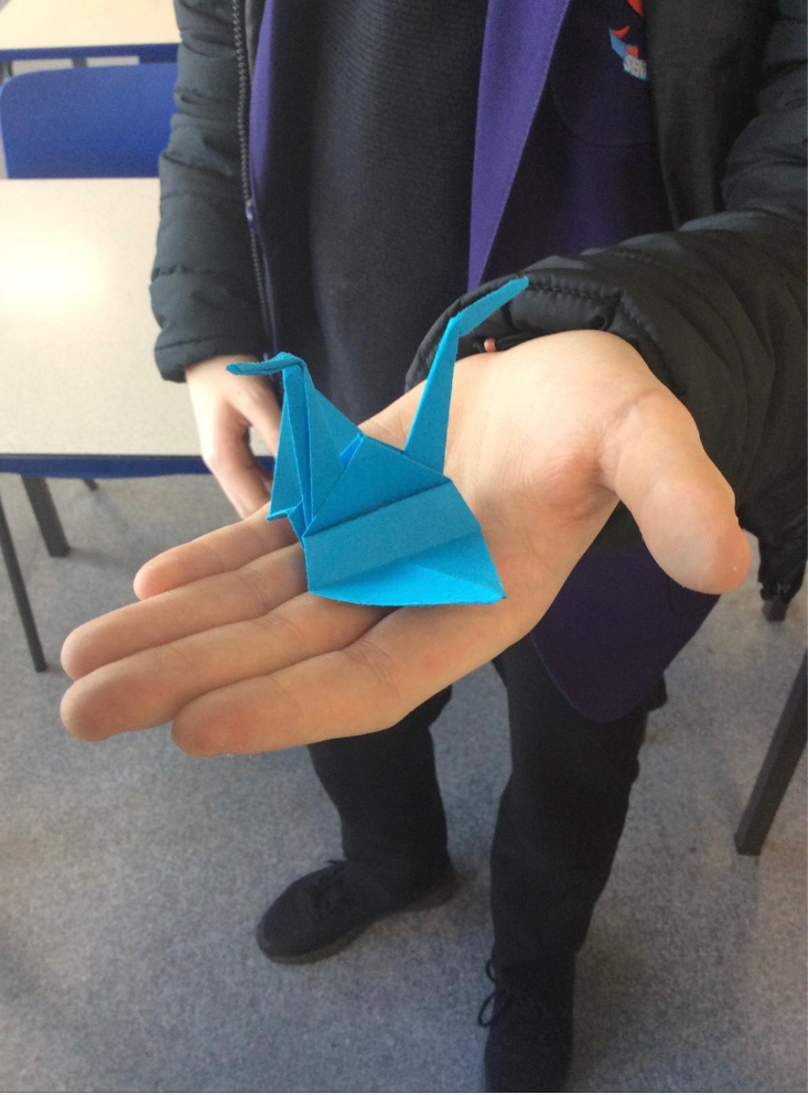 OLHSModLangs's tweet image. To celebrate Languages Week Scotland, our Lingua Club learnt some Japanese and how to make origami… not uas easy as it seems but everyone tried their best and had fun 😊 @OLHSMotherwell @LangsWeekScot