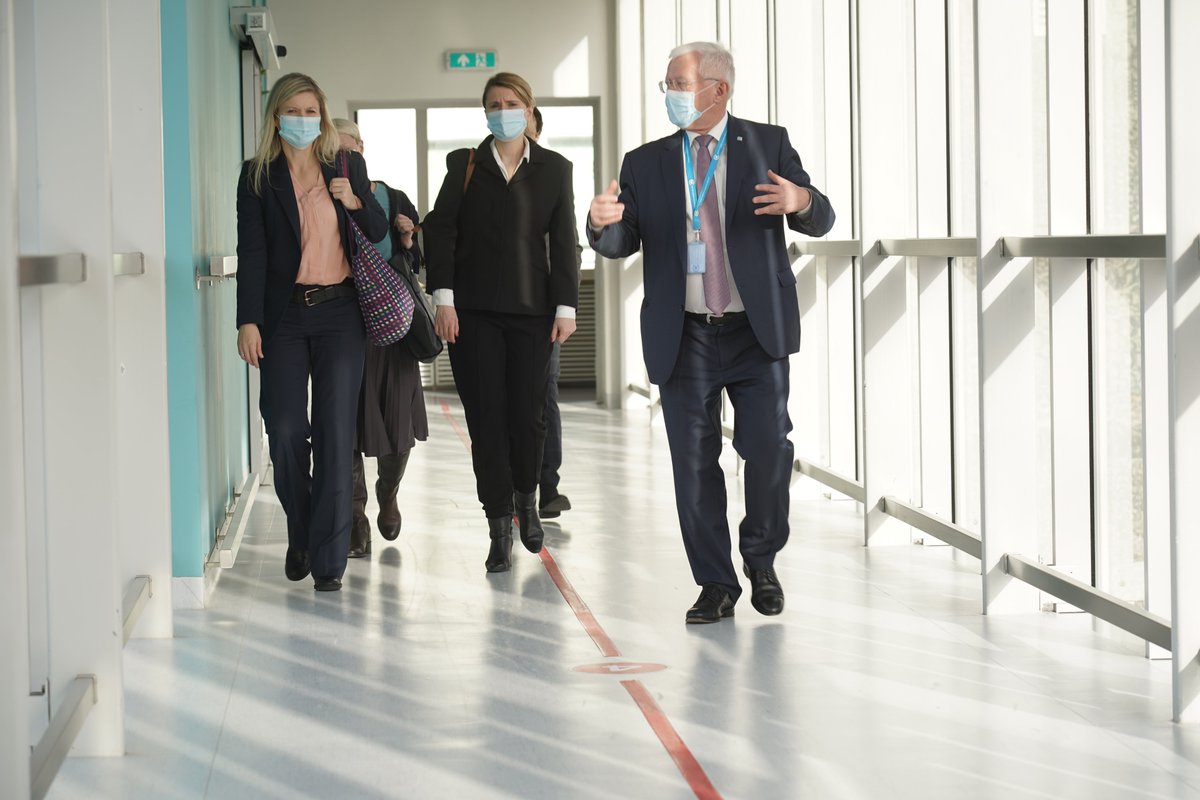 MFIPR_GOV_PL's tweet image. Wiceminister @Moni_Sikora w Środowiskowym Centrum Zdrowia Psychicznego dla dzieci i młodzieży w #CZD: 💬Na rzecz rozwoju psychiatrii, w tym leczenia młodych pacjentów mamy ponad 1 mld zł z #FunduszeEuropejskie w #FERS i #FEnIKS.