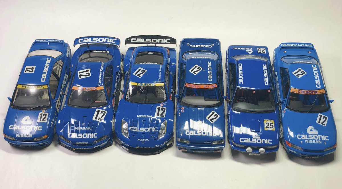 みんなこういう青が好きなんでしょ 左から タミヤTS44ブリリアント