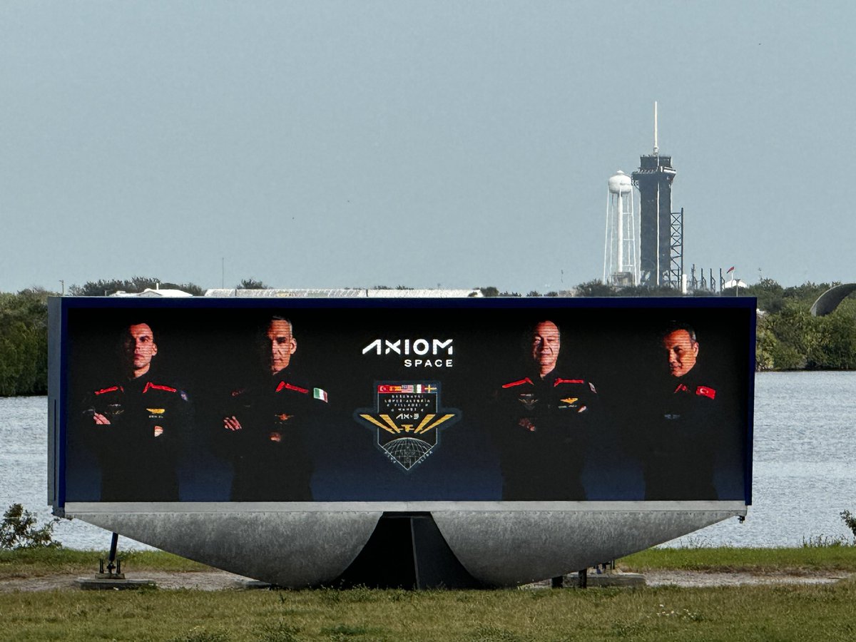 C4Defence's tweet photo. Gezeravcı ve Ax-3 Ekibi ISS Görevinden Uğurlanacak
Türkiye’nin ilk Astronotu olan Alper Gezer Avcı’nın Uluslararası Uzay İstanyonu’ndaki görev süresi tamamlanıyor.
👉https://t.co/oAtWN1FSXt
@tuajans @TURKastro #Gezeravcı #Ax3 #Ekib #ISS #Görevi #Uğurlama #görevsüresi https://t.co/rPQ0KBrrG7