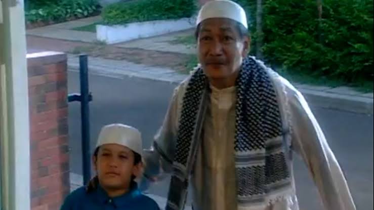 SayaRangerMerah's tweet photo. @kemalpalevi Pak Haji dan Zidan  ikut menyaksikan kekacauan ini https://t.co/ZLyoQblk5j