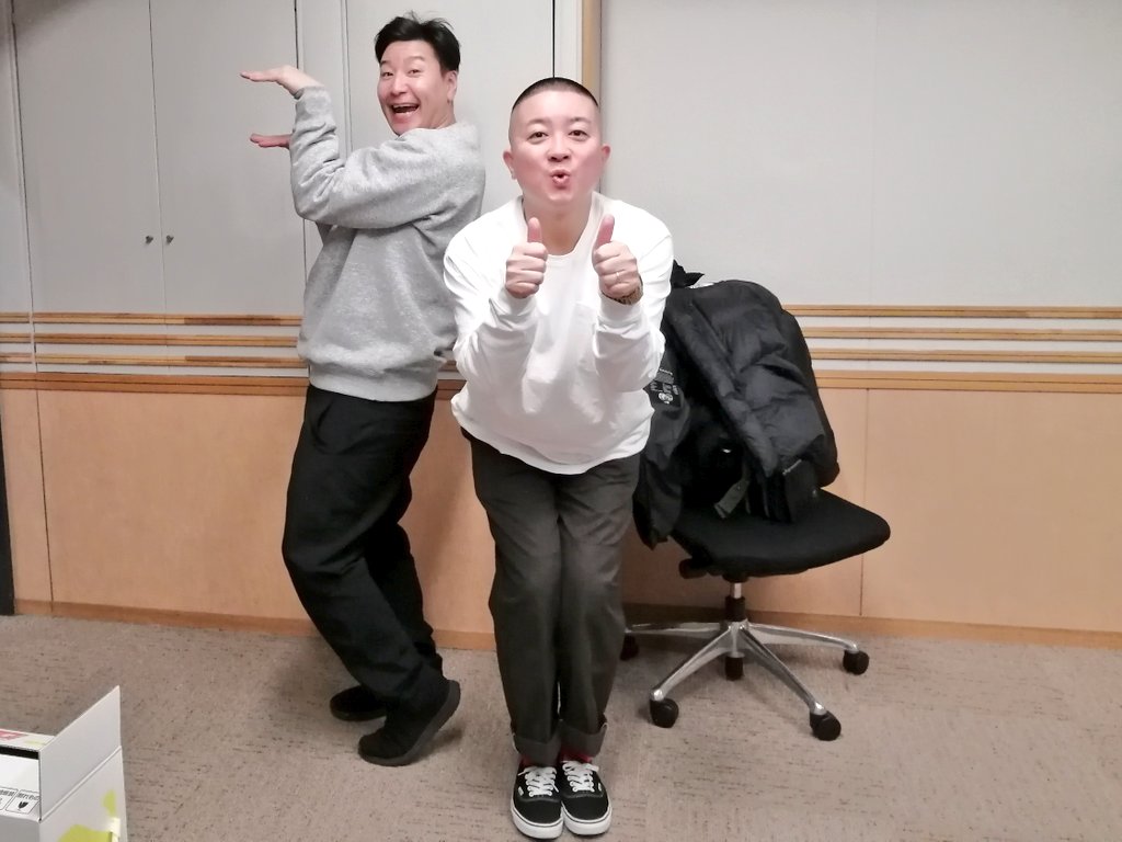 【本日】2/2(227回目)のトピックス

🕝チョコプラ、年末年始TV番組出演ランキング4年連続1位
🕝長田、久しぶりのユニットコントライブにアノ人は居ない…？
🕝松尾、オードリー若林さんに連絡先を聞きに行った時の話

#チョコプラ東京遊泳
#文化放送
#金曜深夜2時半
#radiko →radiko.jp/share/?sid=QRR…